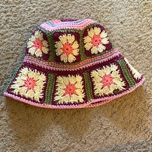 FREE PEOPLE crochet bucket hat